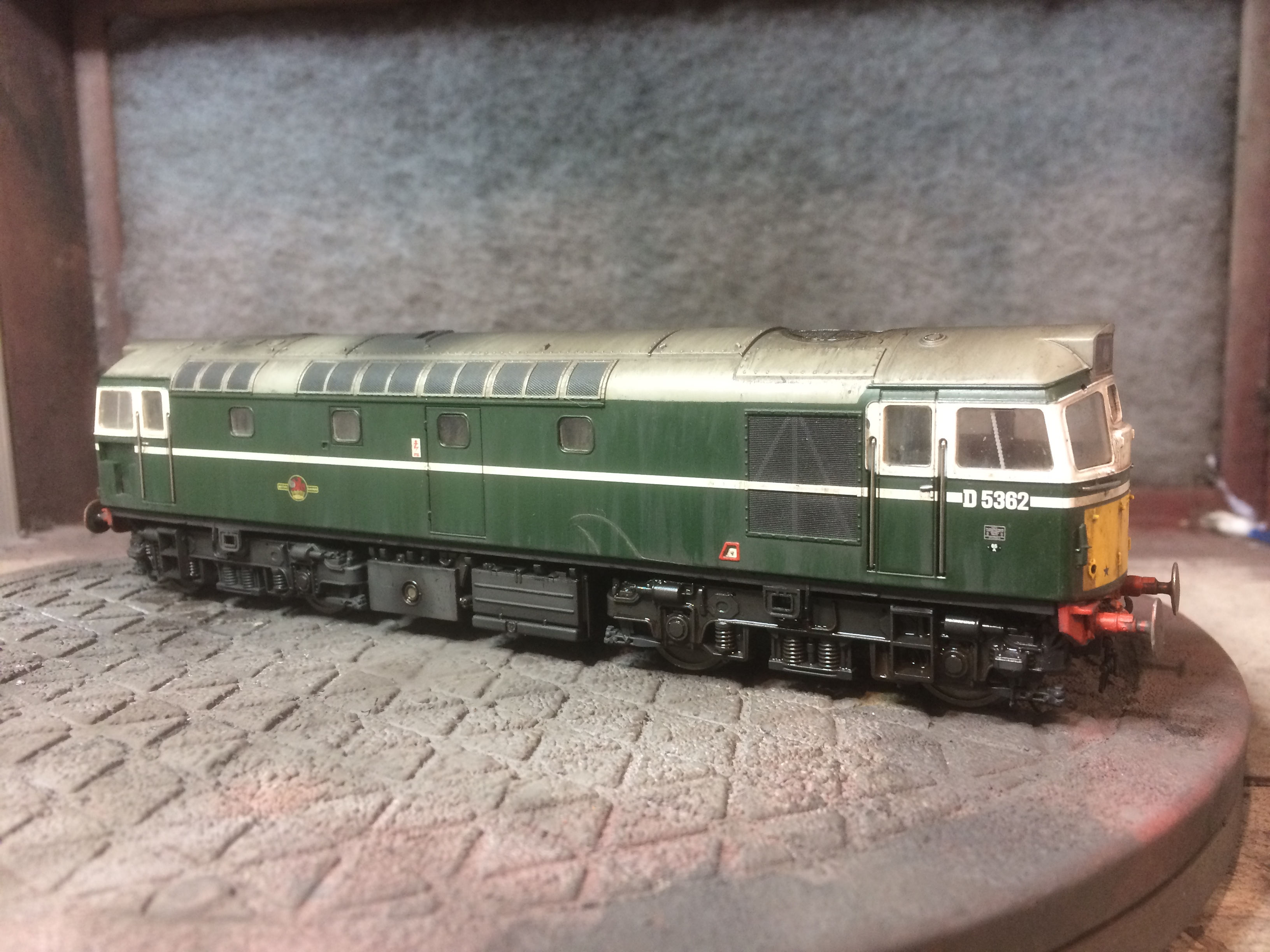 30E88E07-5B1F-451A-8C27-677CF00391F6